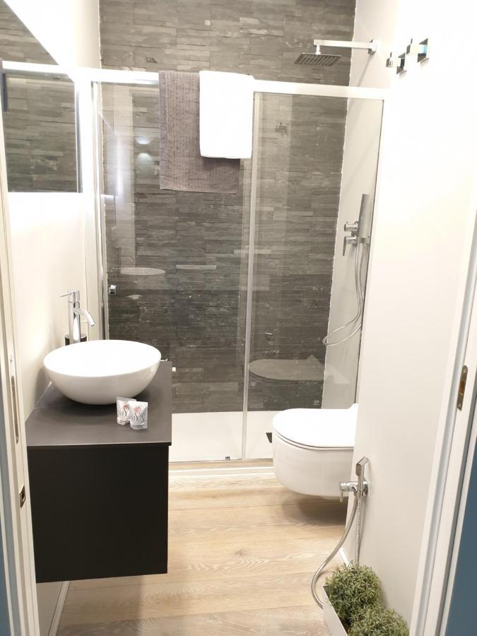 Jewel Apartment Vista Duomo 100M Mediolan Zewnętrze zdjęcie