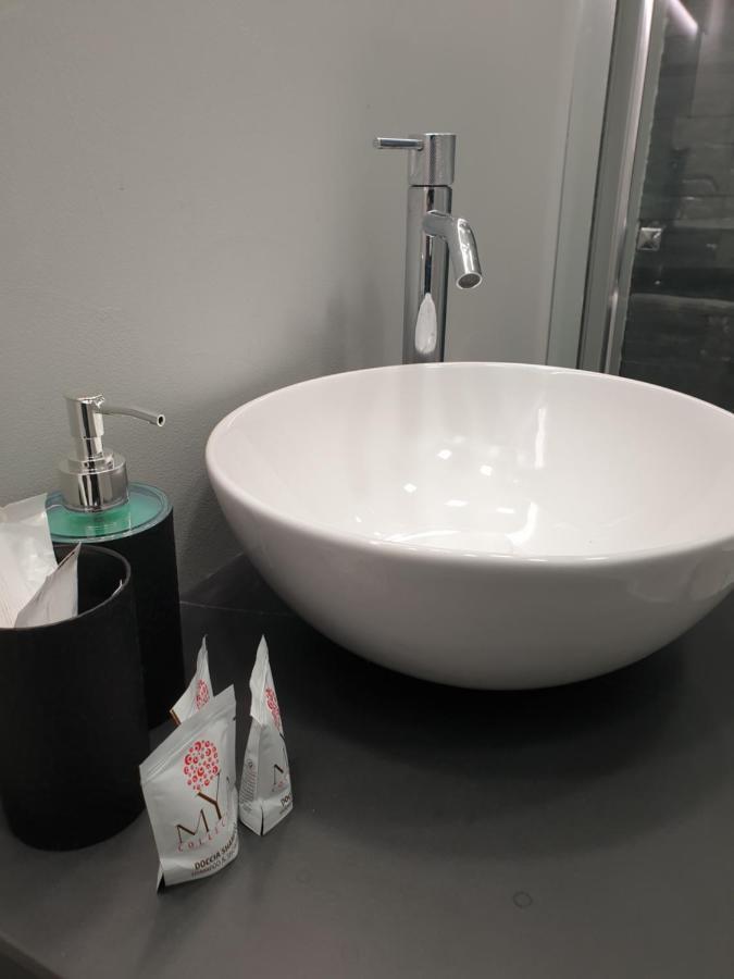 Jewel Apartment Vista Duomo 100M Mediolan Zewnętrze zdjęcie